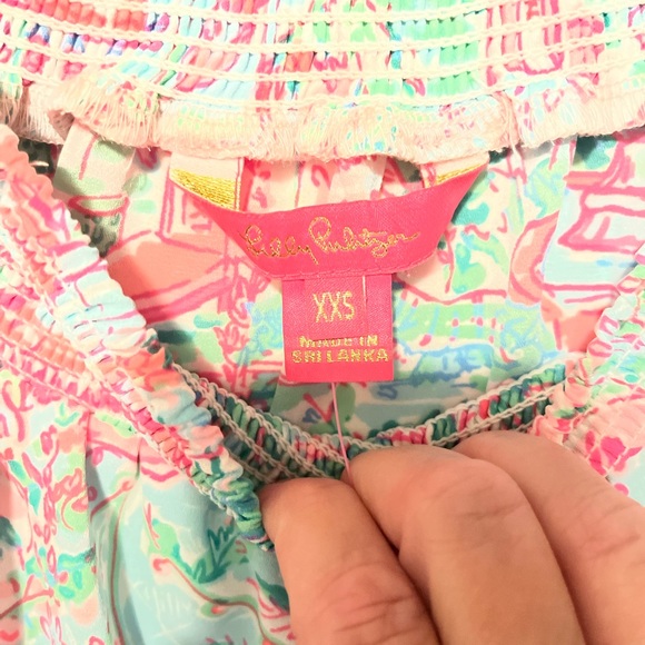 Brand new with tags Lilly Pulitzer blouse! - Picture 2 of 4
